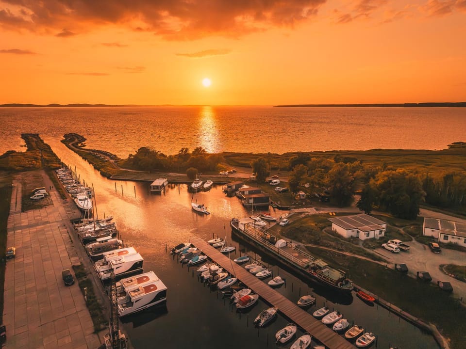 Bird's eye view, On site