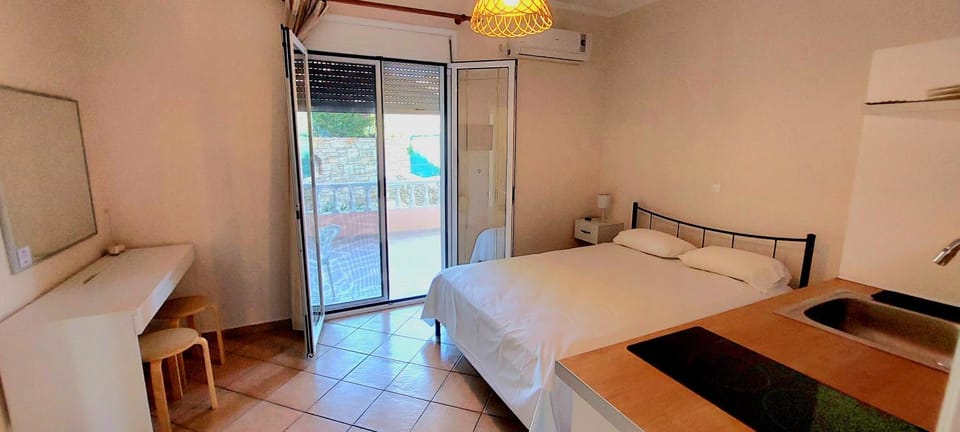 Komi's Pink Paradise 3 Apartment in Decentralized Administration of the Aegean