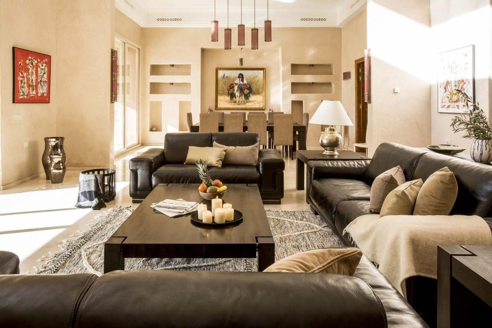 Communal lounge/ TV room, Living room