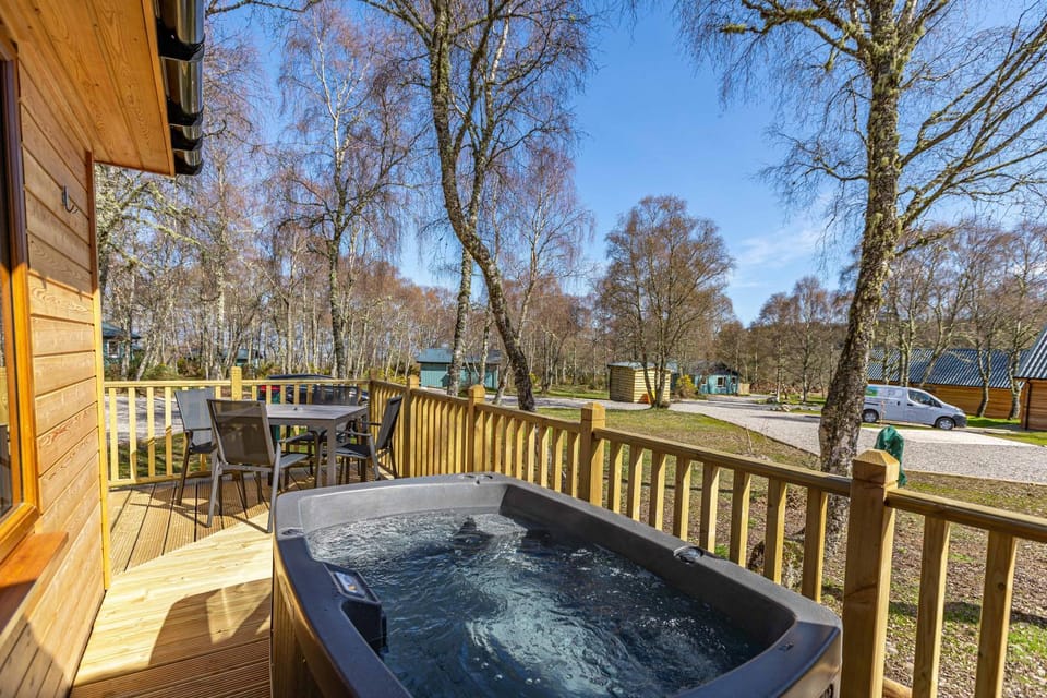 Natural landscape, Hot Tub, View (from property/room), Balcony/Terrace