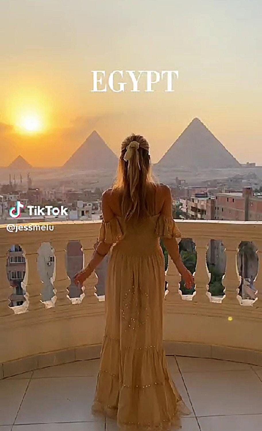 Pyramids Suite Apartment in Egypt