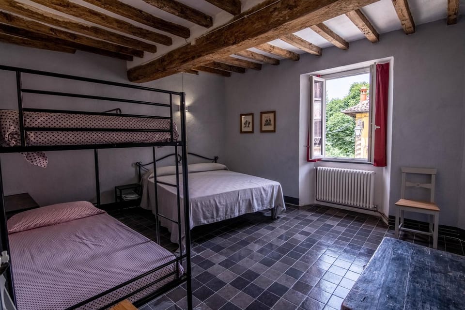 WineBikeHostel Bed and Breakfast in Piedmont