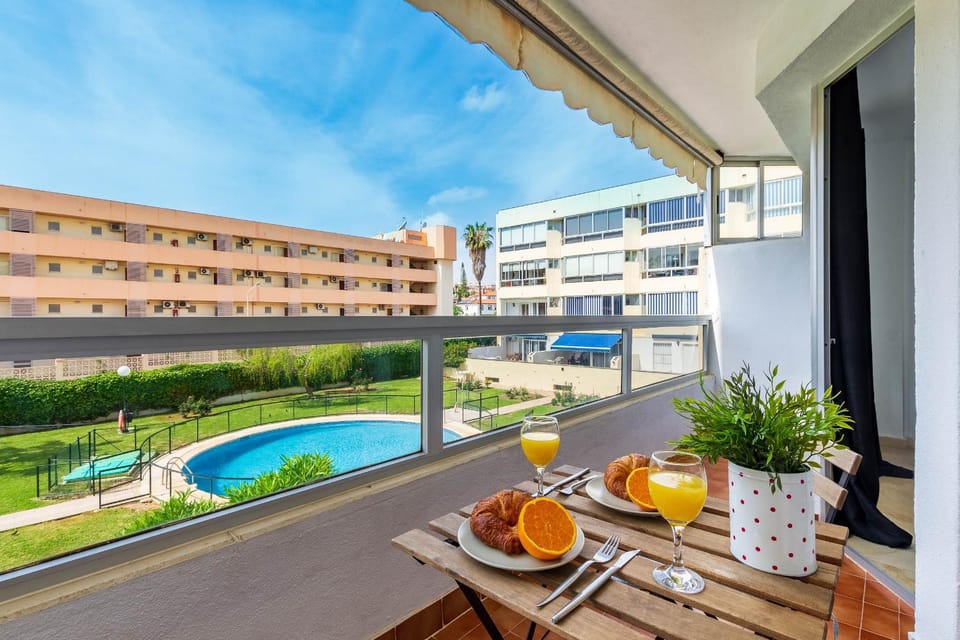 View (from property/room), Balcony/Terrace