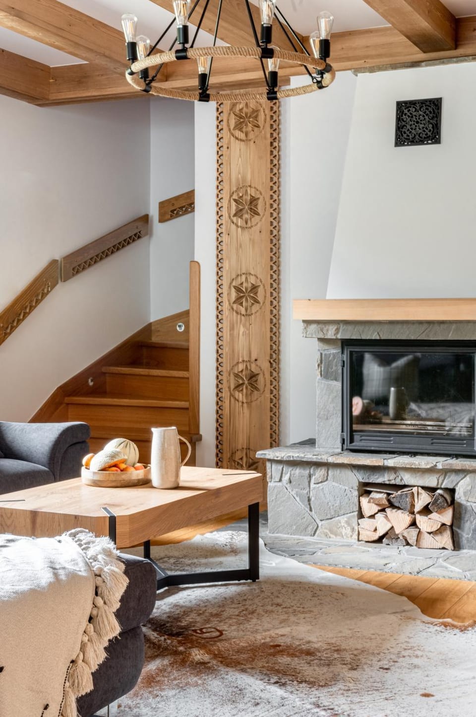 Living room, Seating area