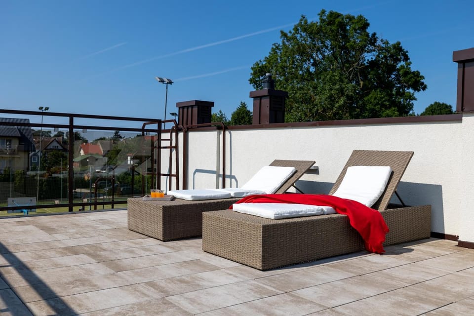 Patio, Balcony/Terrace, Seating area, sunbed