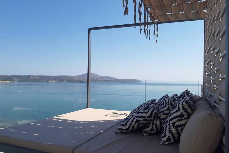 Luxury Villa Dioskouroi Heated eco pool & jacuzzi Villa in Crete