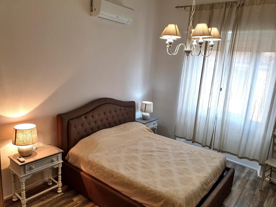 Bathroom, Bedroom