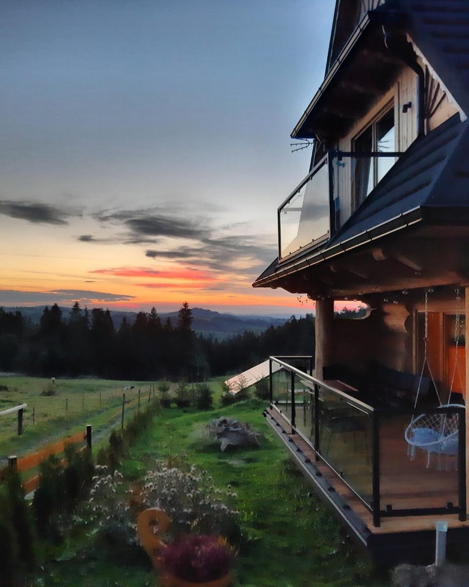 Góralski domek z bali SAŁAS Chalet in Lesser Poland Voivodeship