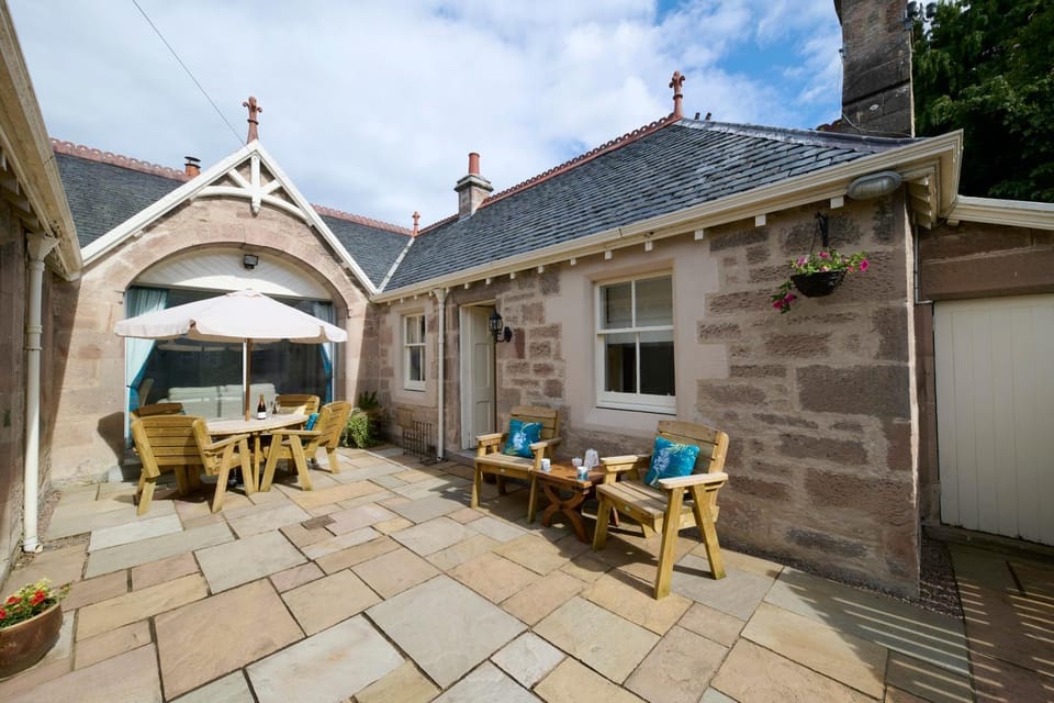Patio, BBQ facilities, Balcony/Terrace, Seating area