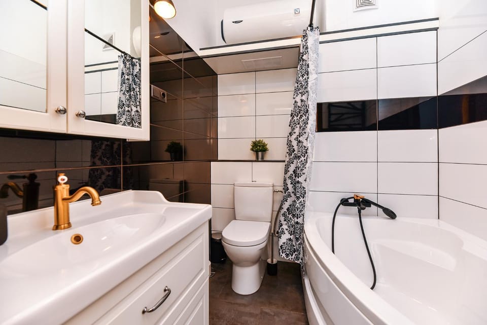 Toilet, Bathroom, Bath