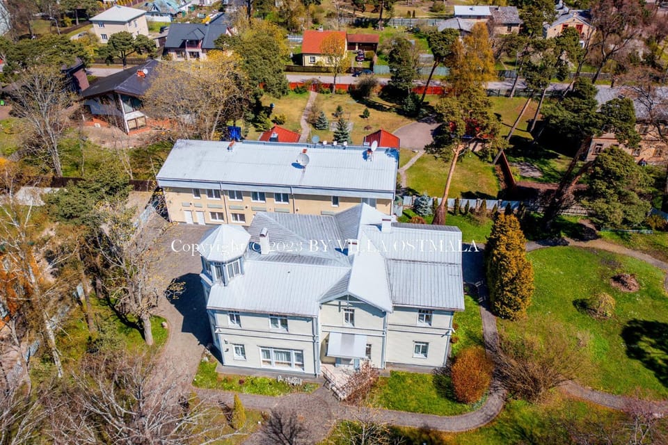 Property building, Bird's eye view
