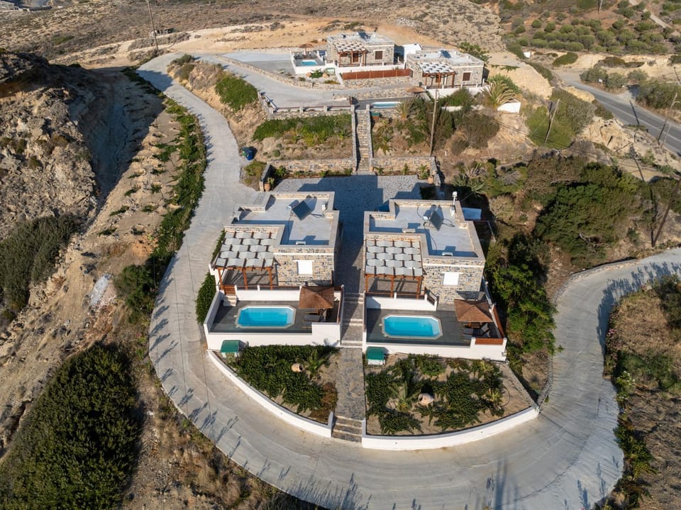 Property building, Natural landscape, Bird's eye view, Swimming pool