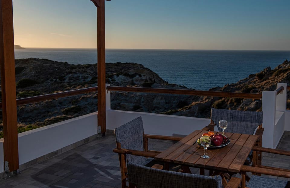 Balcony/Terrace, Mountain view, Sea view, Sunrise