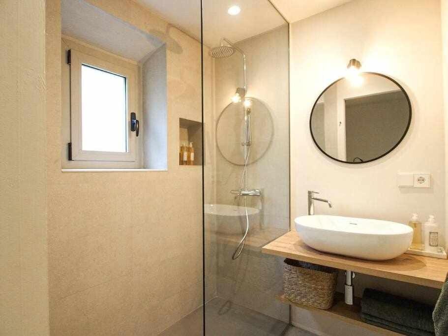 Velo Vern 2- Luxury apartment in the Old Town Apartment in Girona