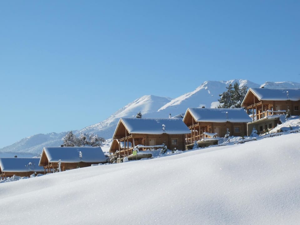 Property building, Winter