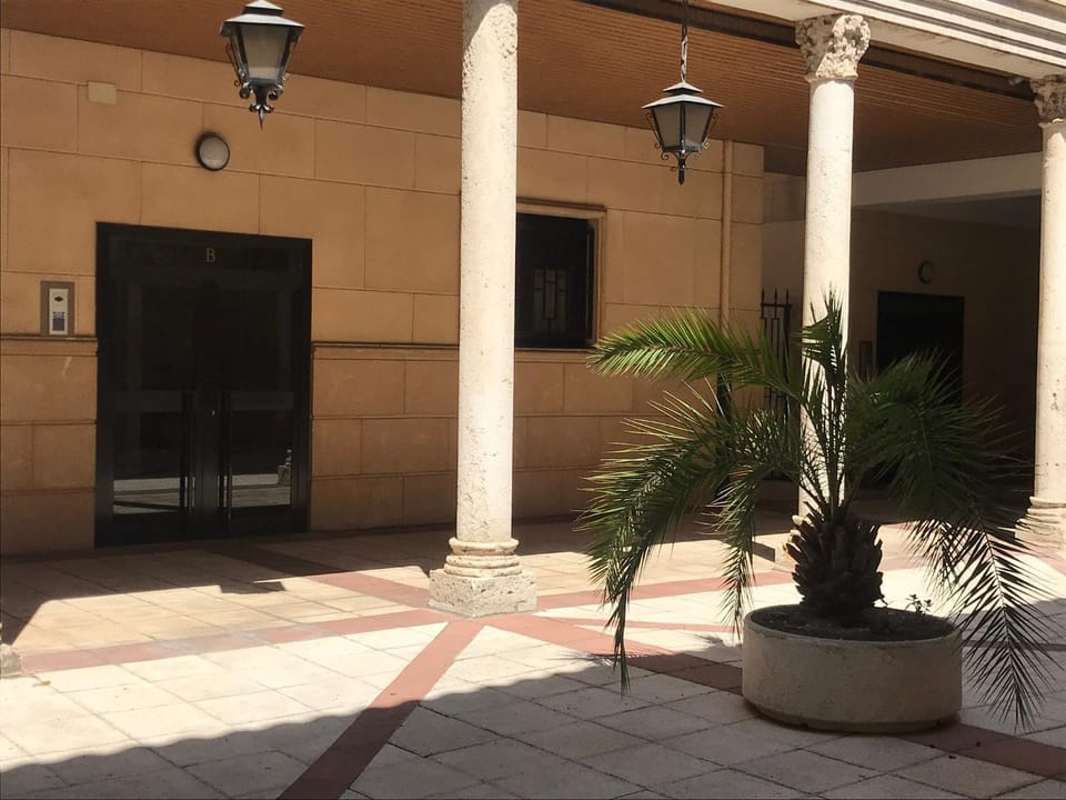 Inner courtyard view