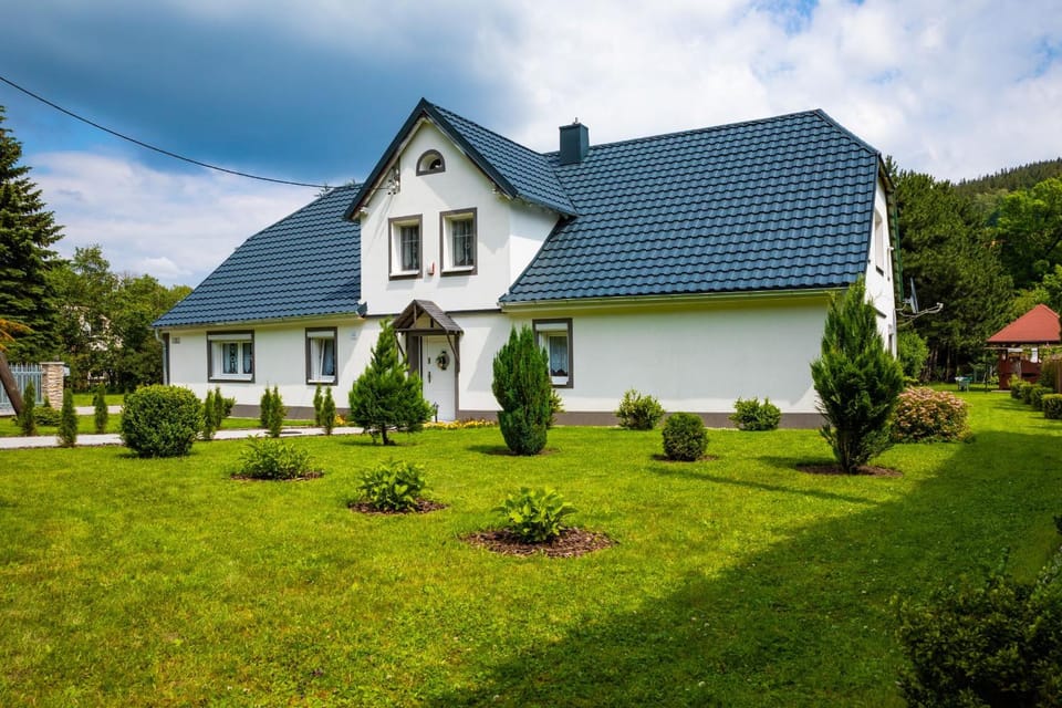 ENKLAWA NAD KWISĄ [APARTAMENT 2] Apartment in Lower Silesian Voivodeship