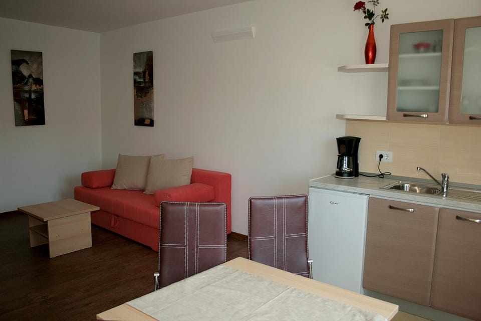 Fineda Grande Apartments Bed and Breakfast in Poreč