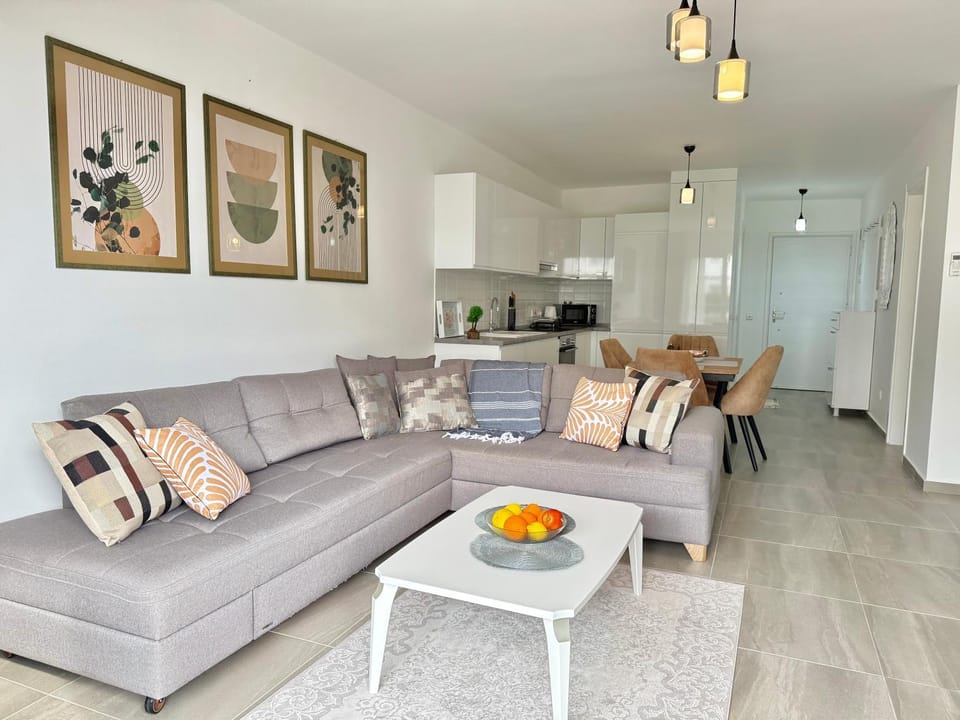 View (from property/room), Living room, Seating area