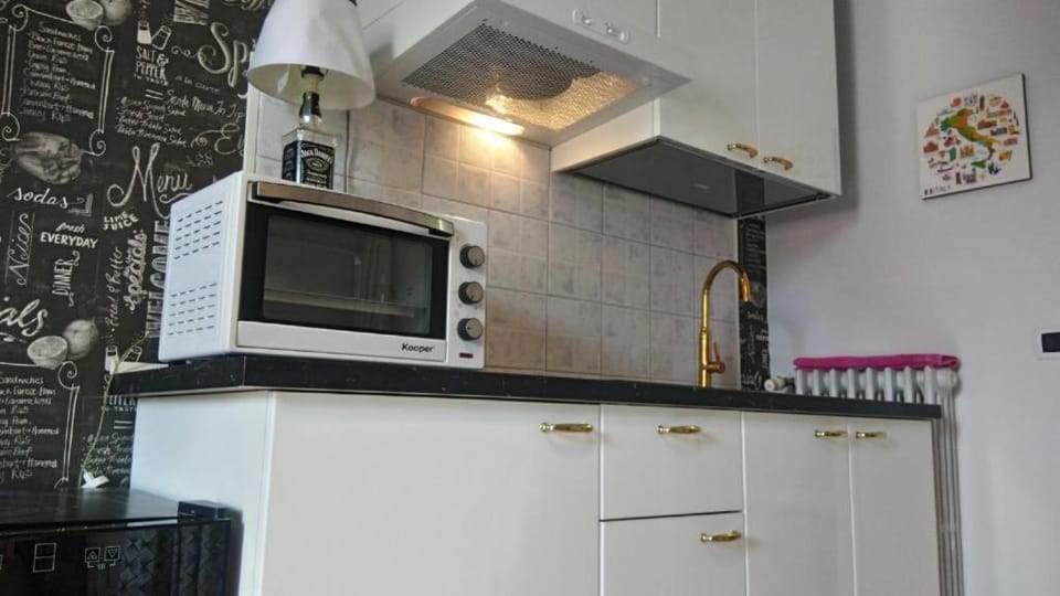 Heart of San Lorenzo Bed and Breakfast in Rome