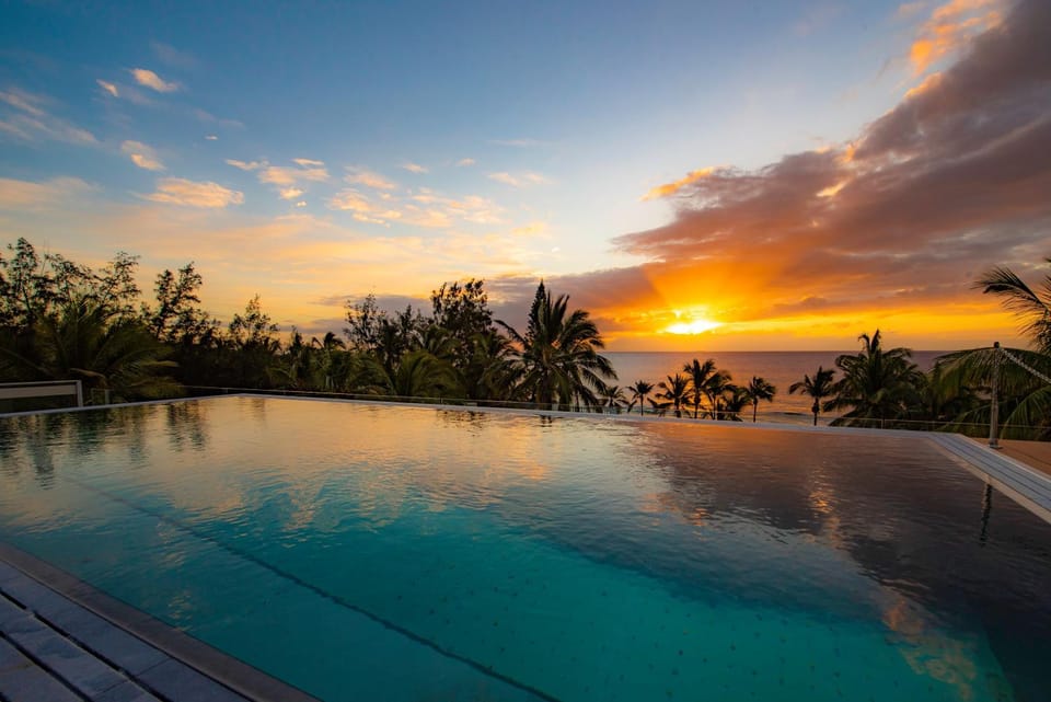 Sea view, Swimming pool, Swimming pool, Sunset