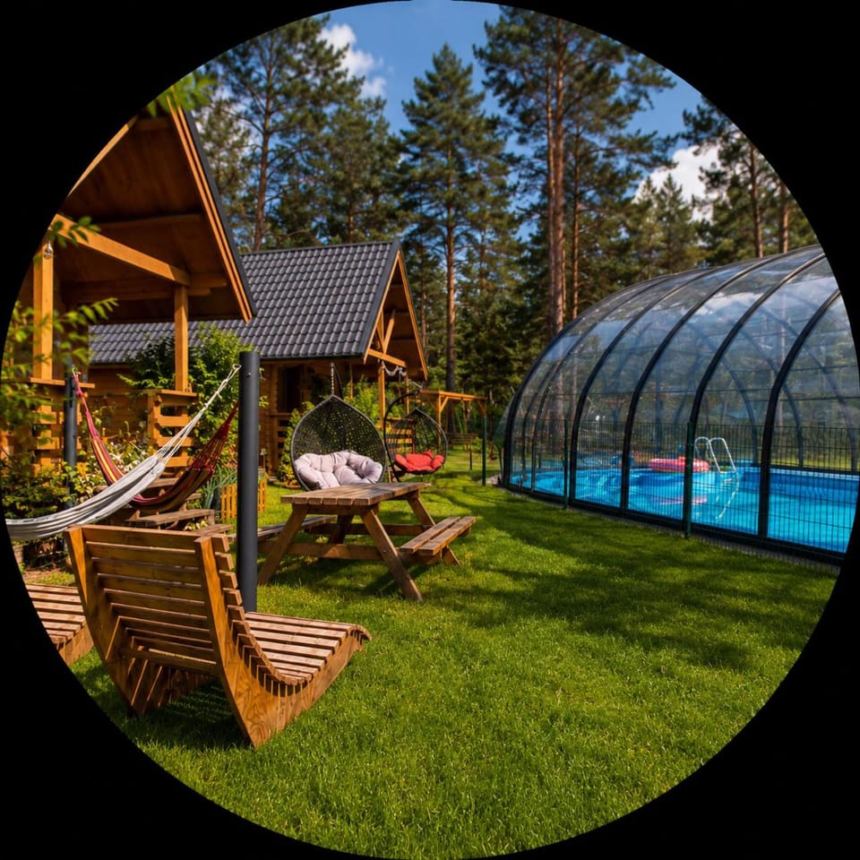 Property building, Garden, Garden view, Pool view, Swimming pool