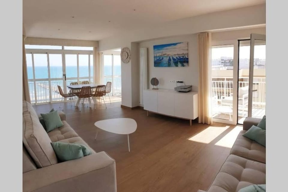 Living room, Lounge or bar