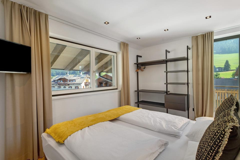 Property building, Living room, Bedroom
