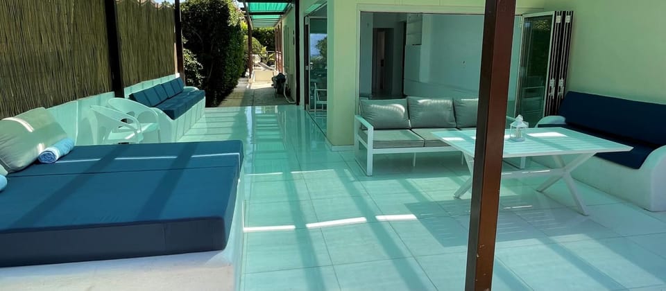 Patio, Balcony/Terrace