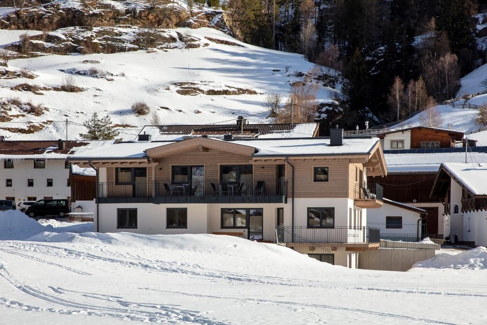 Property building, Winter