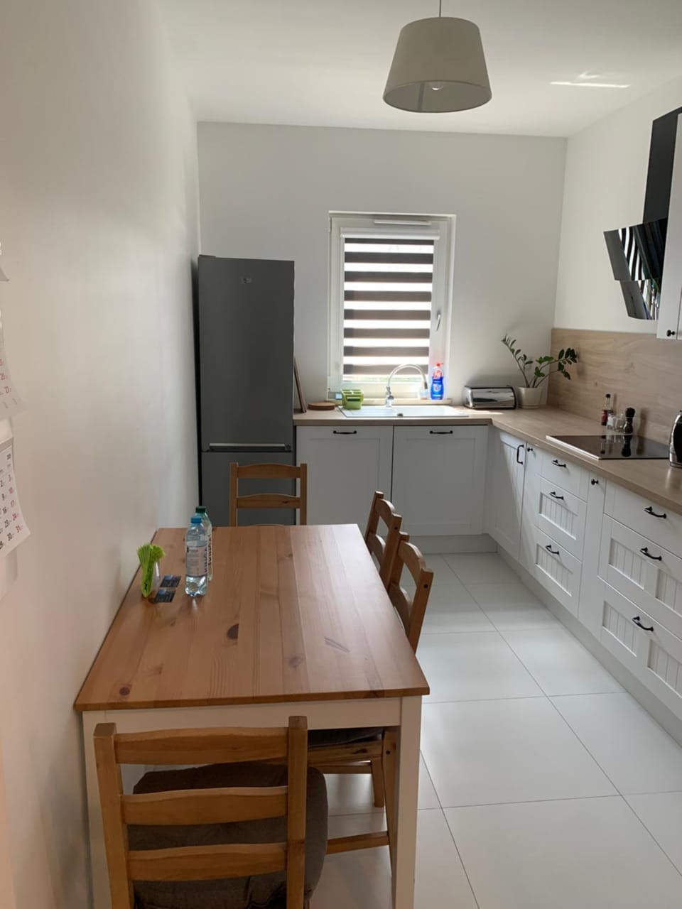 Kitchen or kitchenette, dishwasher, microwave, stove