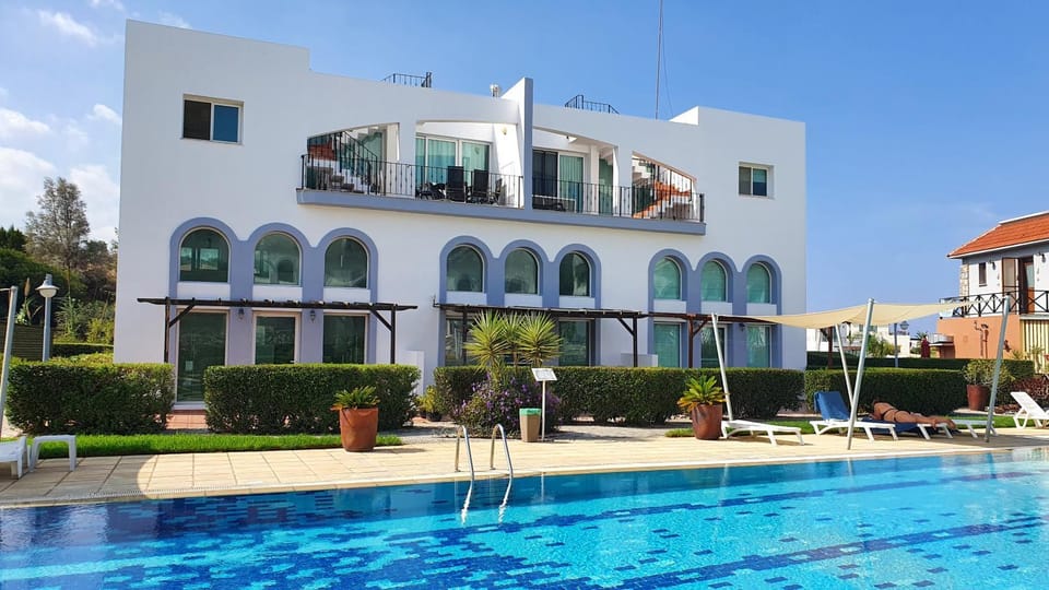 Property building, Swimming pool