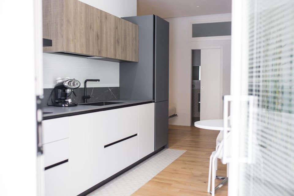 Coffee/tea facilities, Kitchen or kitchenette, Breakfast, minibar, stove