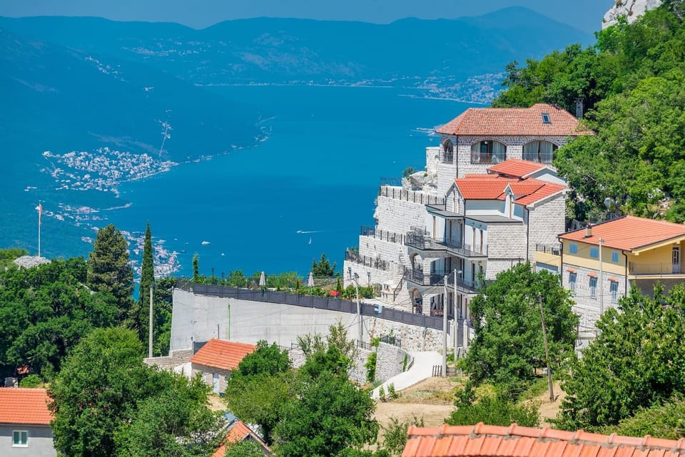 Property building, Bird's eye view, Sea view