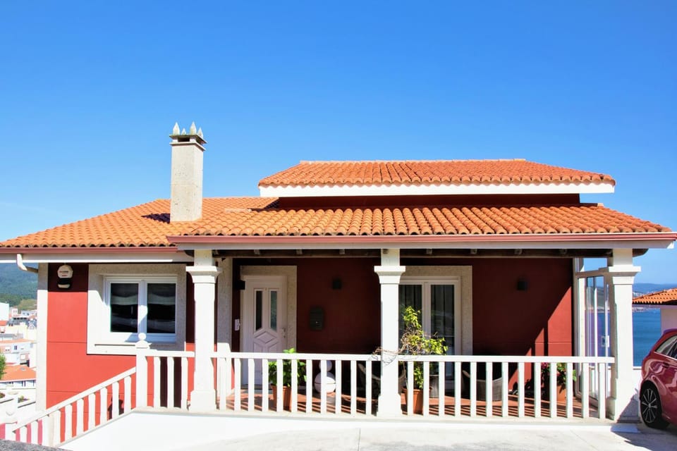 Property building, Facade/entrance, Off site