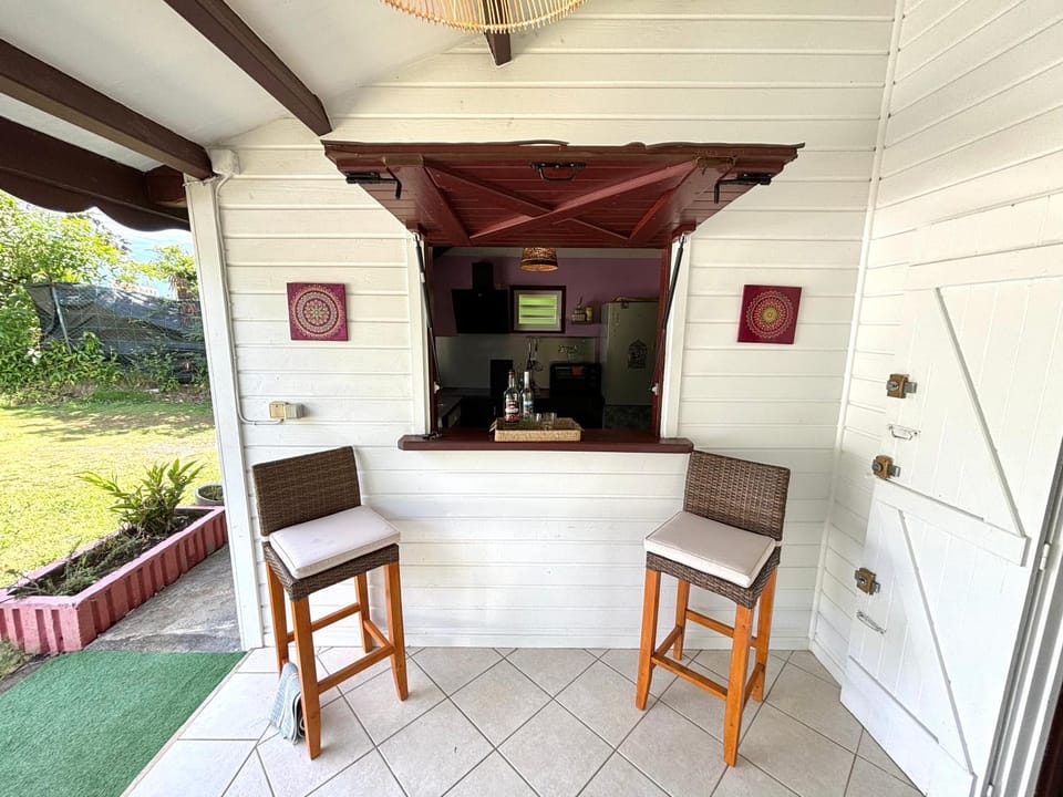 Lounge or bar