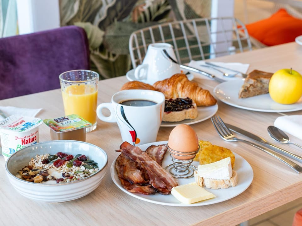 Breakfast, Buffet breakfast