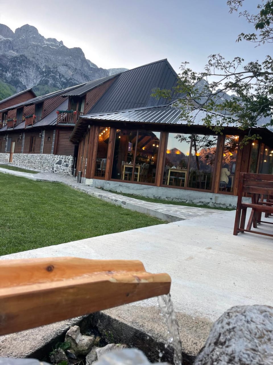 Royal Land Bed and Breakfast in Montenegro