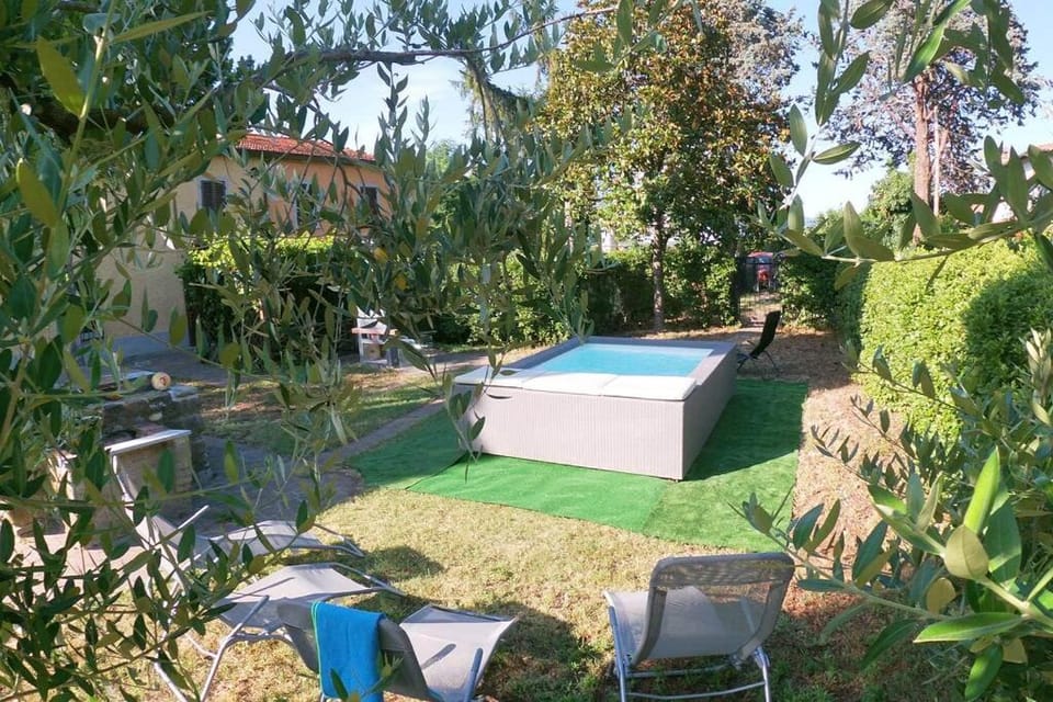 Garden, Garden, Swimming pool