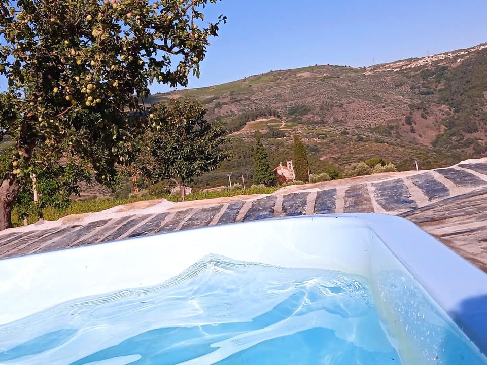 Quinta do Passadiço Farm Stay in Portugal