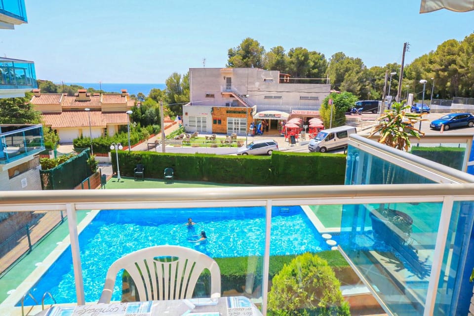 LITORAL COSTA DORADA - LA CALETA Only families Apartment in Salou