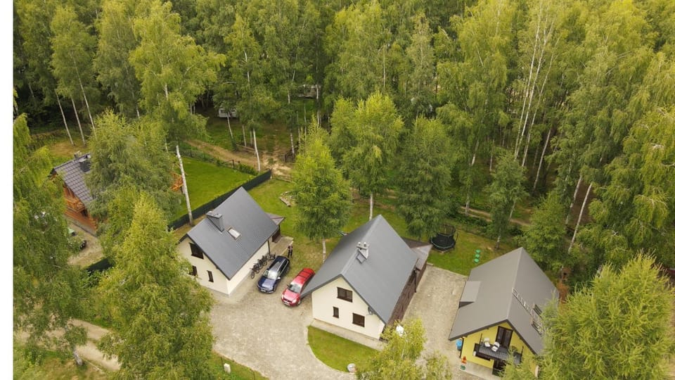Property building, Natural landscape, Bird's eye view, BBQ facilities, Garden, Parking