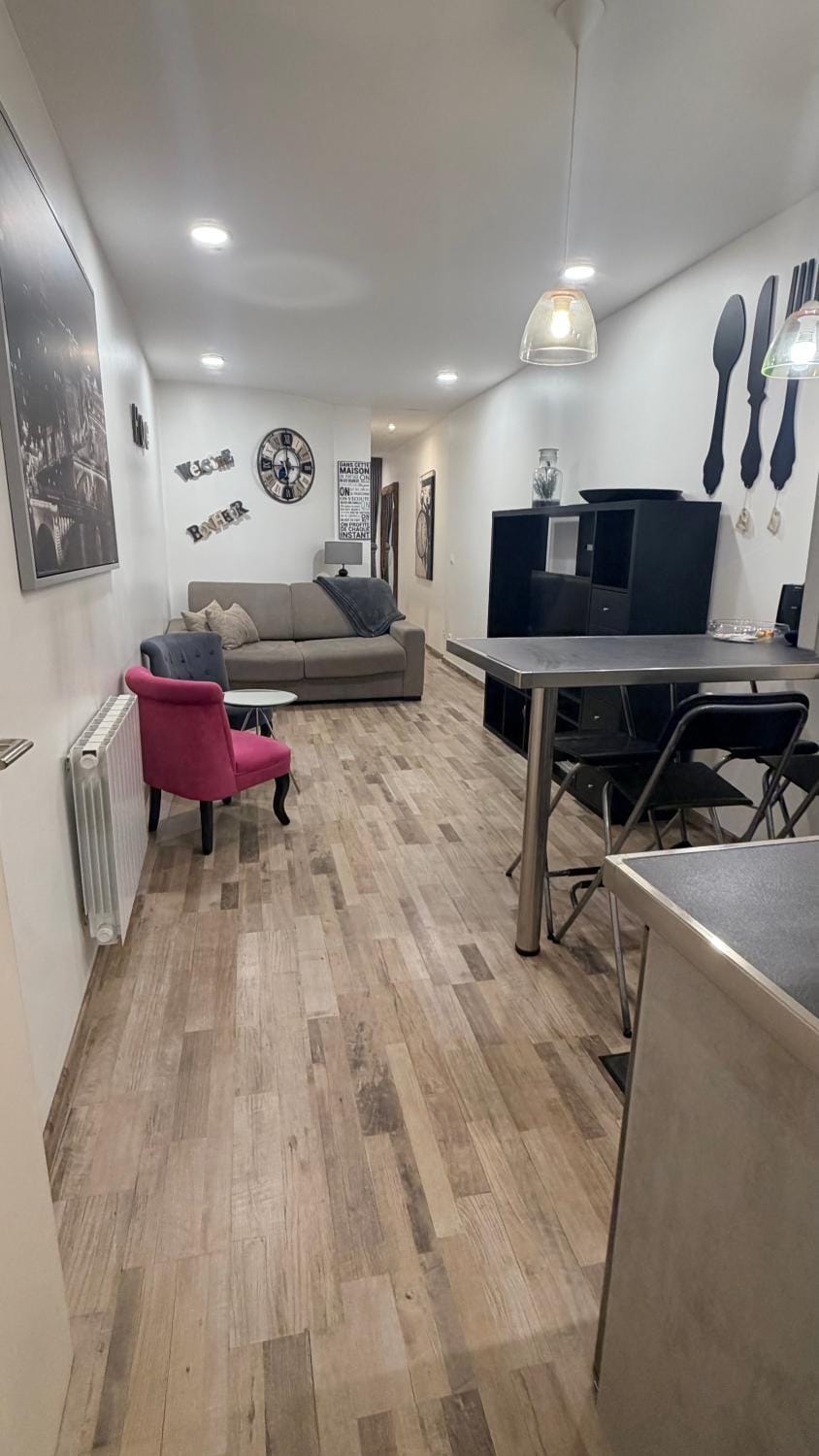 Communal lounge/ TV room, TV and multimedia, Kitchen or kitchenette