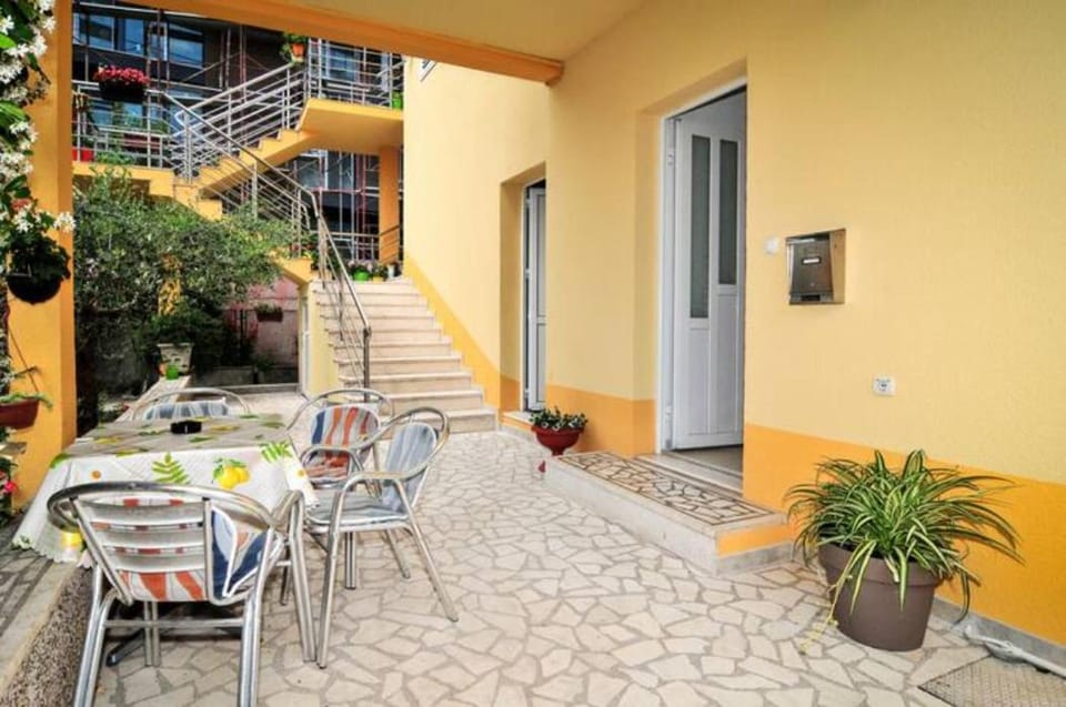 Busola Apartments Apartment in Kotor Municipality