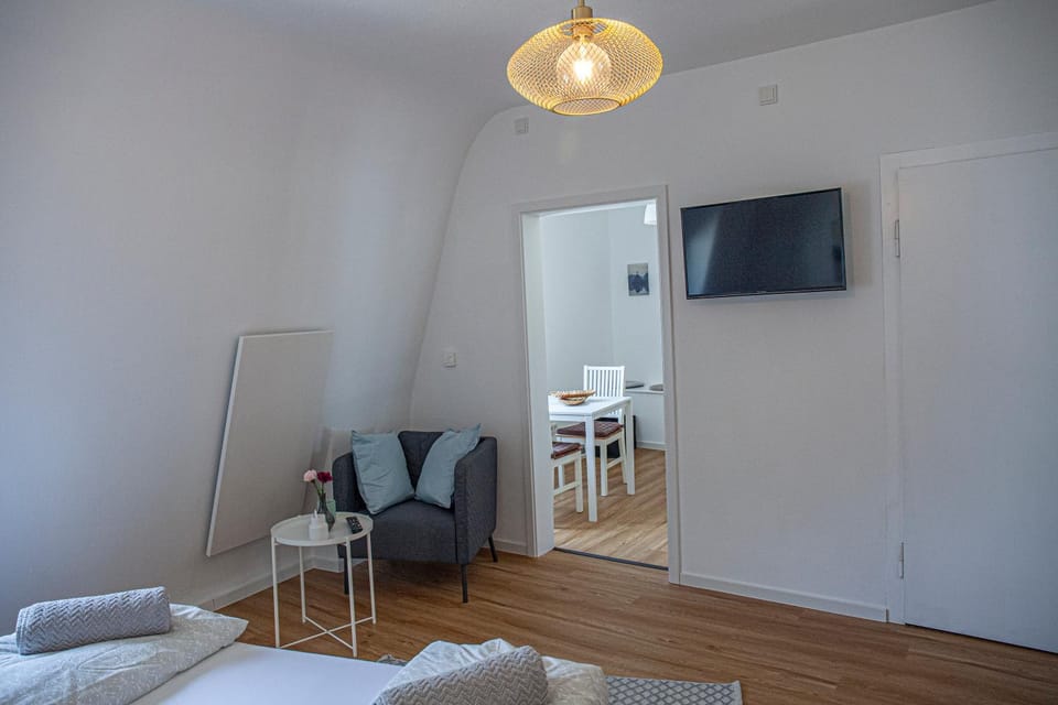 TV and multimedia, Seating area