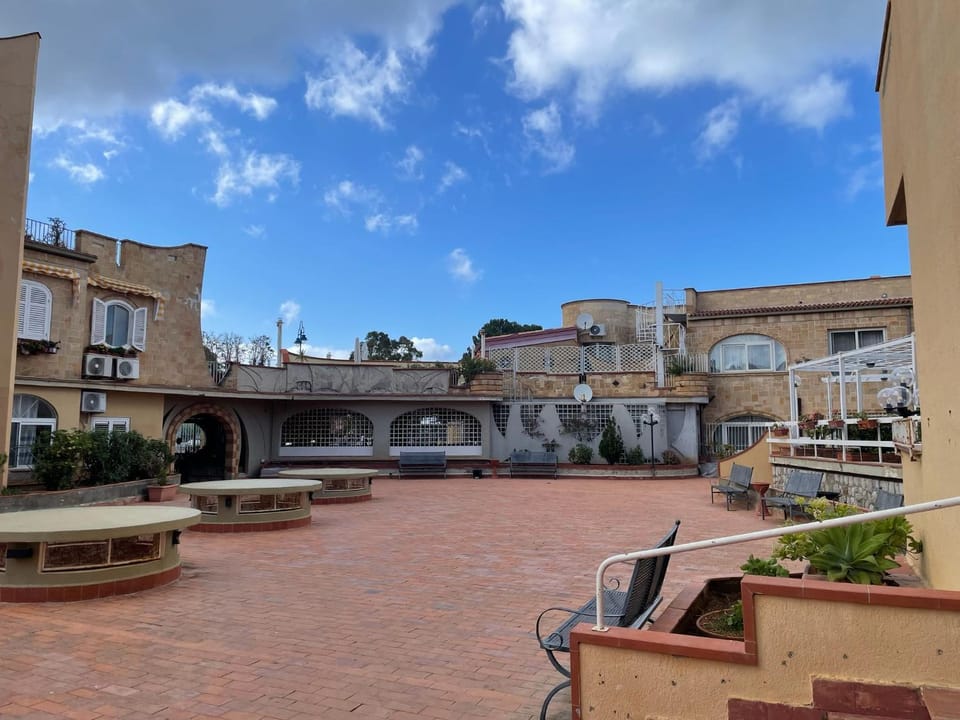 Property building, Inner courtyard view