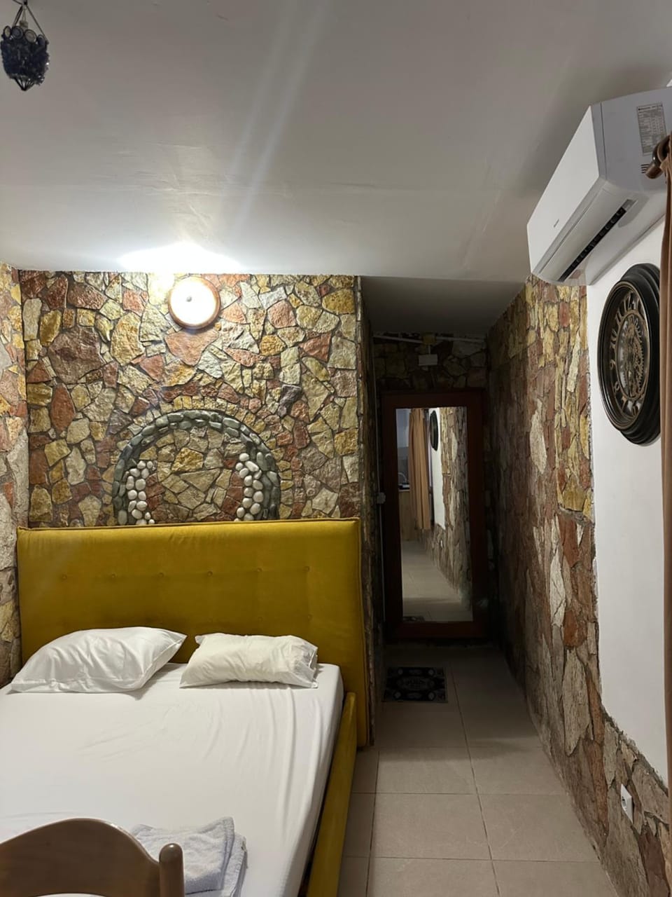 Garden Villa Lake Side & Glamping Apartment hotel in Ksamil