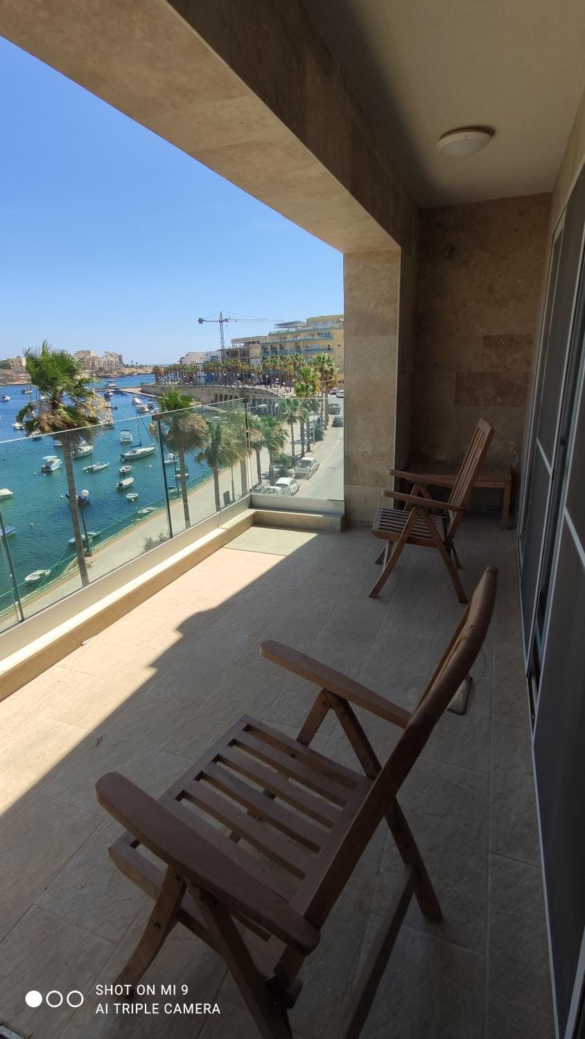 Property building, Patio, Natural landscape, View (from property/room), Balcony/Terrace, Sea view