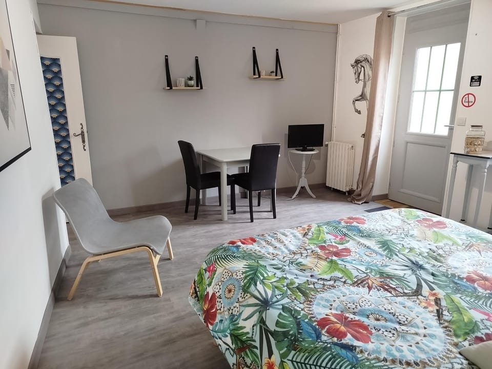 Le cheval blanc Bed and Breakfast in Normandy