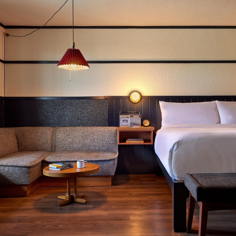 Seating area, Bedroom